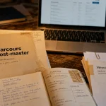 Que faire après un master : emploi, doctorat, concours, spécialisation